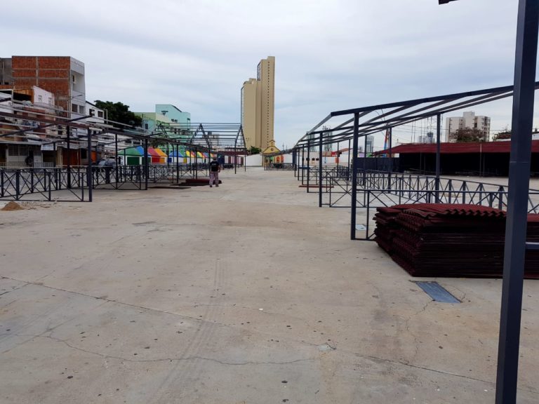 A um mês da abertura do São João, Parque do Povo está 50% montado