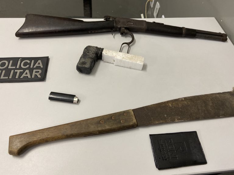 Adolescente é apreendido com arma de grosso calibre em CG
