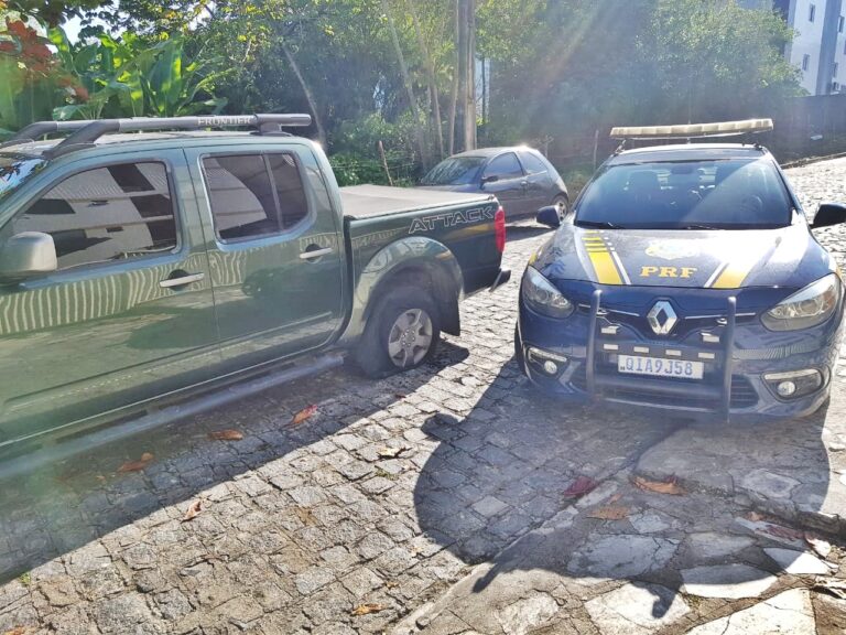 PRF prende motorista sem habilitação e embriagado; Homem fugiu de ordem de parada e atropelou motociclista na PB