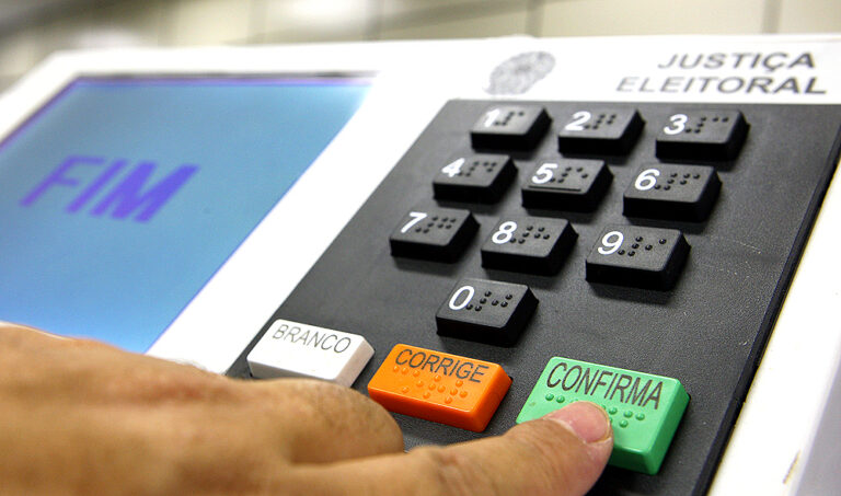Políticos condenados por abuso de poder em 2012 vão poder disputar eleições 2020, diz TSE; Entenda como a pandemia afetou