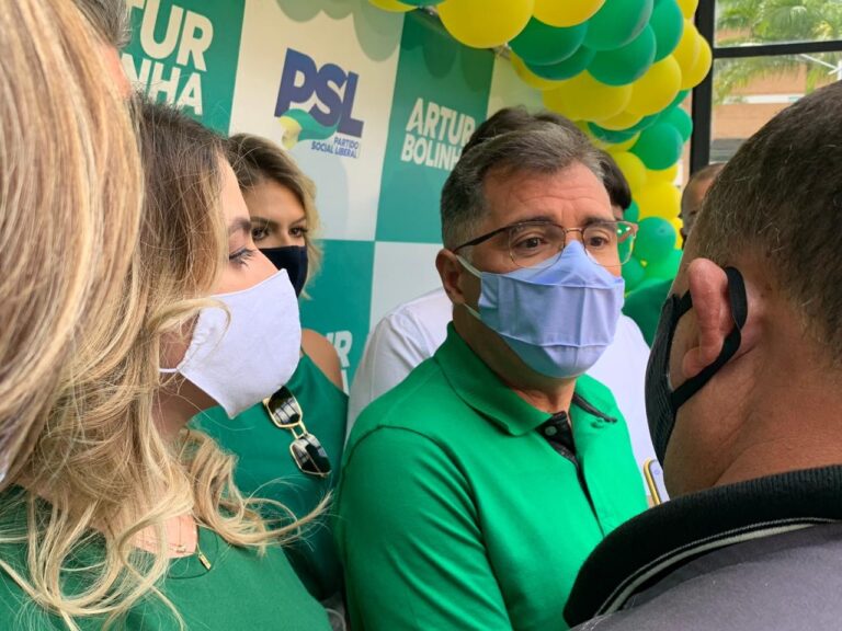 PSL oficializa candidatura de Artur Bolinha em Campina Grande