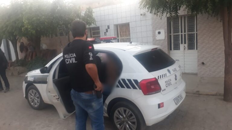 Dezesseis pessoas são presas suspeitas de tráfico de drogas em Monteiro e Afogados da Ingazeira