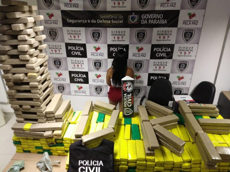 Mulher é presa com quase meia tonelada de maconha em Santa Rita