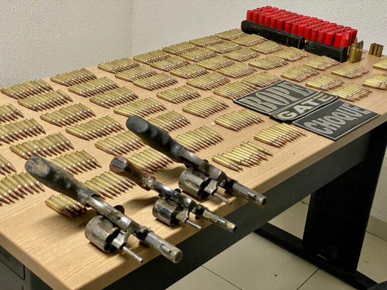 Polícia apreende armas e várias munições de fuzil na PB; Bandidos teriam sido mortos em confronto