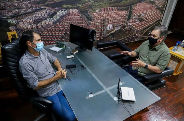 Romero recebe ex-senador Cássio em visita de cortesia no Palácio do Bispo