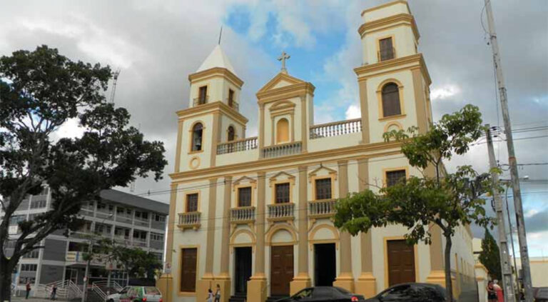 Em nota, Diocese de Campina Grande garante missas em cidades com bandeira amarela e pede rigor nos cuidados