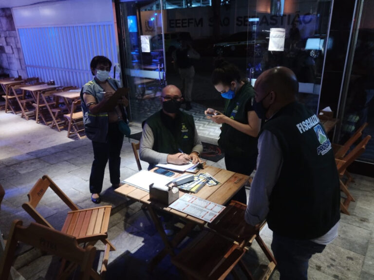 Bares são notificados por aglomerações em Campina Grande
