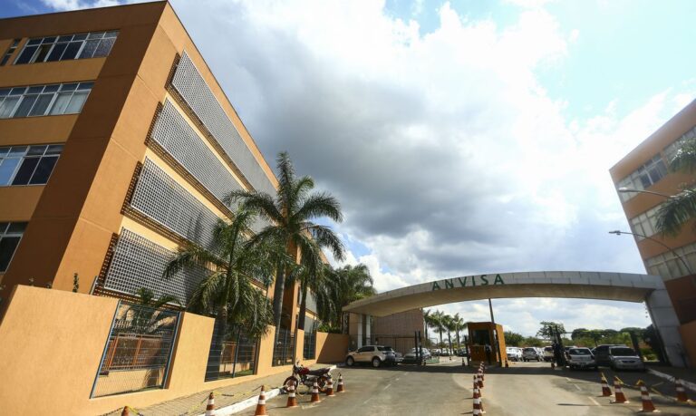 Anvisa esclarece medidas sobre falta de medicamentos para a intubação de pacientes com Covid-19