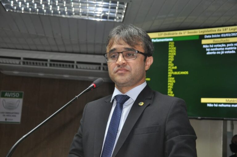 Vereador denuncia “emissários do caos” que estariam agindo contra Campina Grande