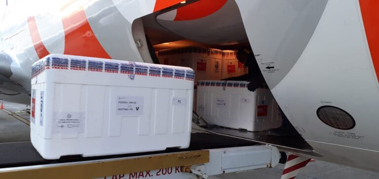 Novo lote de vacinas contra Covid-19 é distribuído nesta sexta na PB; Veja quantitativos