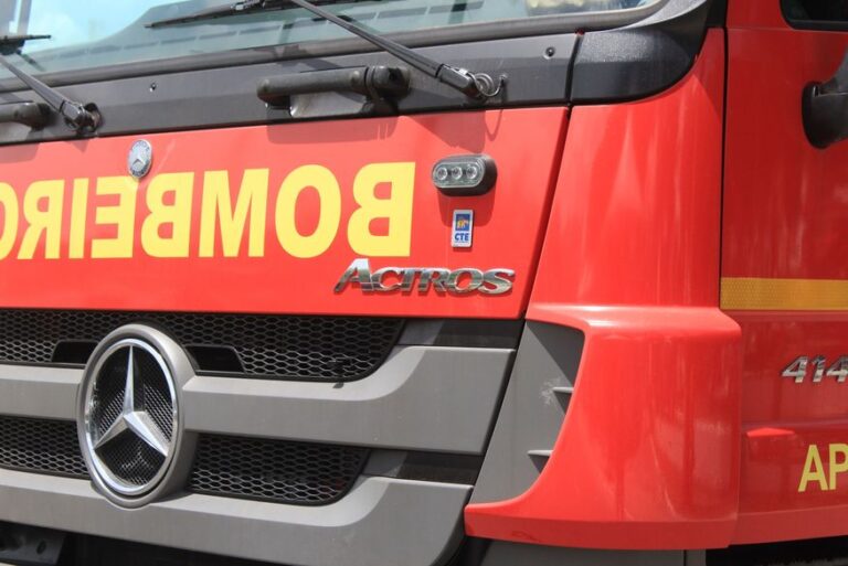 Homem de 34 anos perde controle, carro cai em açude e ele morre afogado
