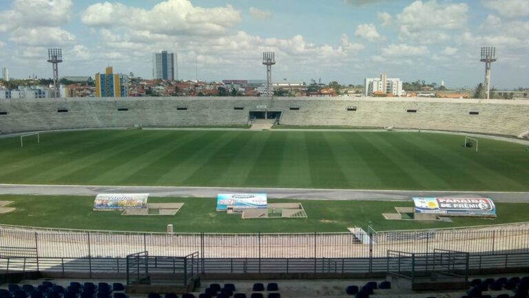 Bandidos furtam fios de energia do Estádio Amigão e final do Paraibano, que acontece nesta quinta, pode ser afetada