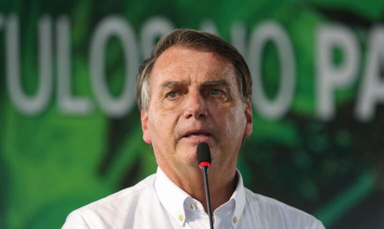 Bolsonaro reafirma que vetará aumento do fundão eleitoral