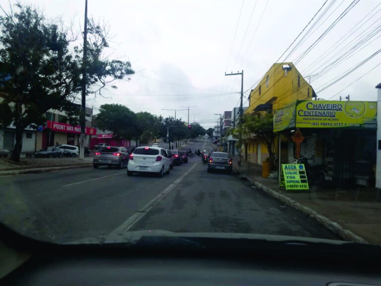 Sitrans vai levar problema da “invasão” de faixa de ônibus a reunião de comitê