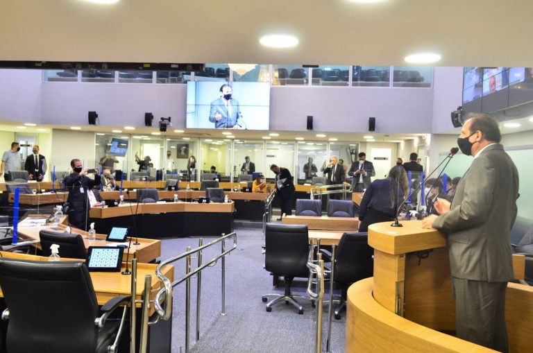 ALPB aprova passaporte vacina; Matéria segue para sanção do governador