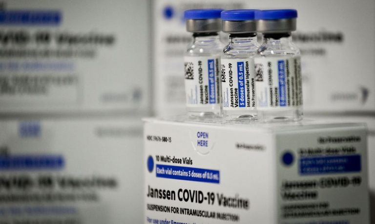 Covid-19: Ministério da Saúde recomenda dose de reforço da Janssen