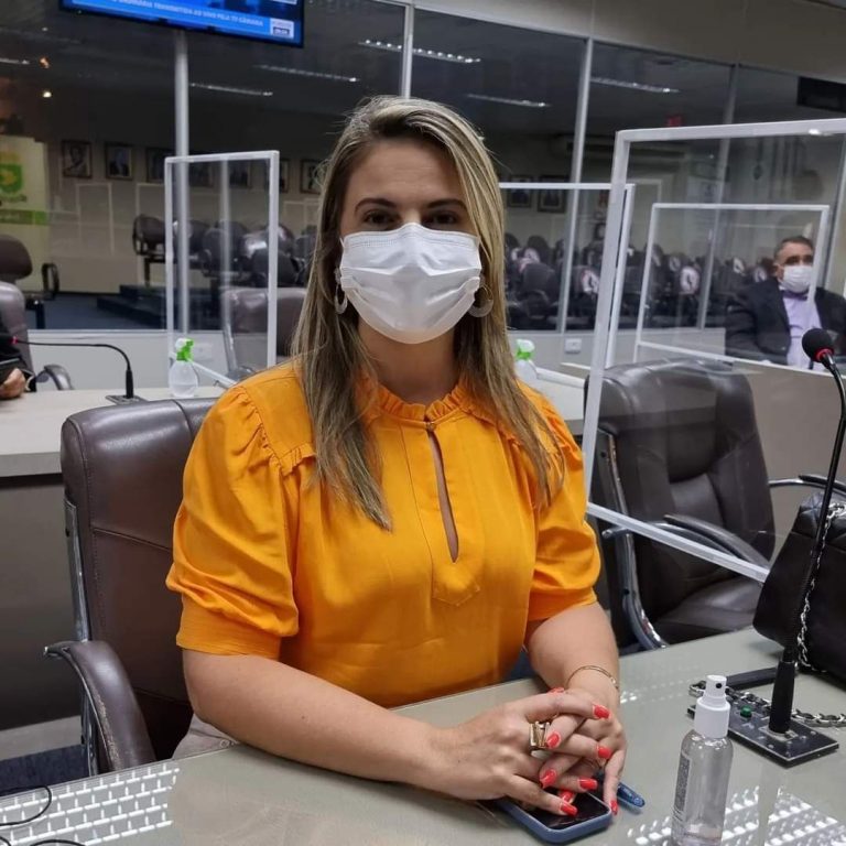 Saúde, Inclusão, Educação e Cultura: Carol Gomes tem novas leis sancionadas pelo executivo campinense