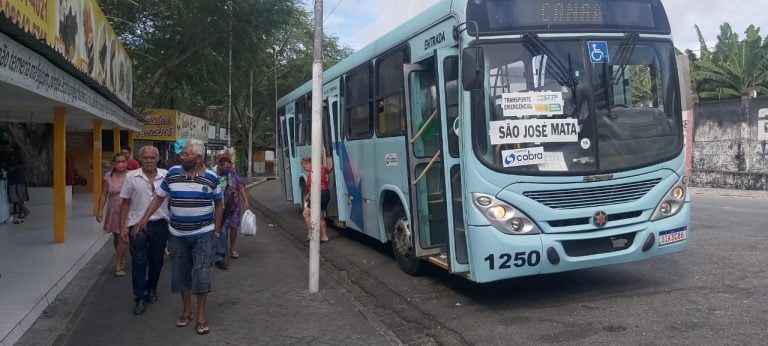 PMCG disponibiliza ônibus gratuitos para atender população afetada por rotas suspensas