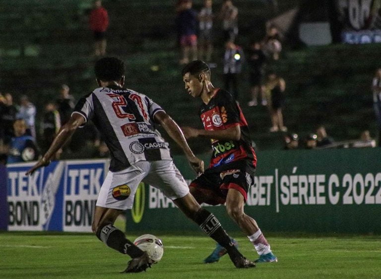 Botafogo e Campinense empatam pela Série C em reedição da final do Paraibano