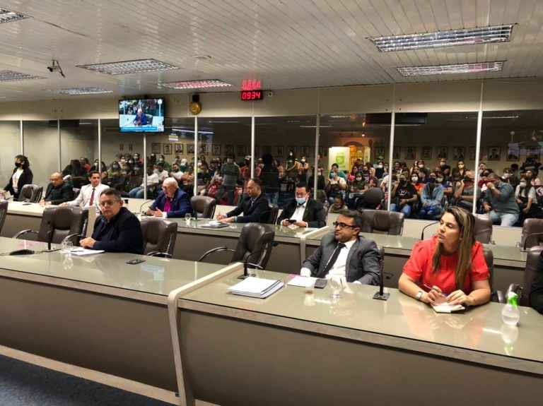 Vereadores de Campina Grande aprovam reajuste dos servidores retroativo a maio