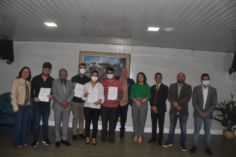 Câmara de Campina Grande dá posse a novos servidores concursados