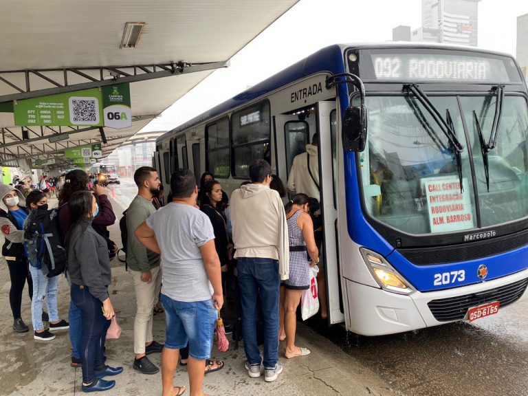 Gratuidades e meia passagem representam mais de 40% dos passageiros em Campina Grande