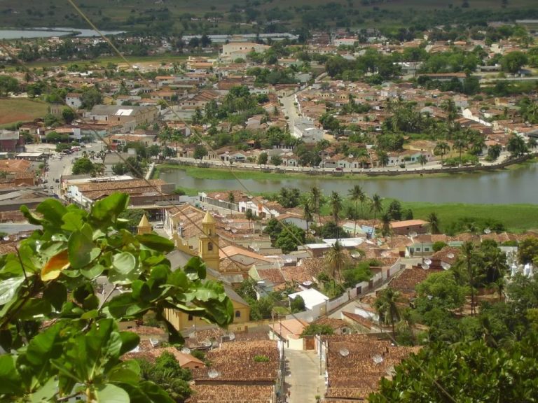 Homem é preso após agredir fisicamente a própria mãe em Alagoa Grande