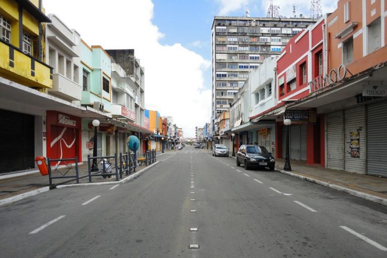 Dia de Finados: Saiba o que abre e o que fecha em Campina Grande nesta quarta-feira (2)