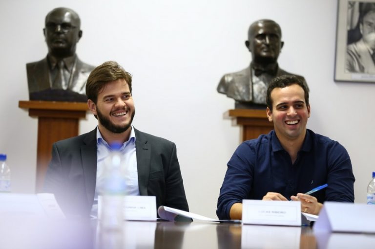 Bruno exonera servidores do gabinete de Lucas Ribeiro na Prefeitura de Campina Grande