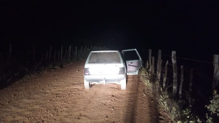 EM FLAGRANTE: Dois suspeitos de matar filho de comerciante em São João do Cariri são presos