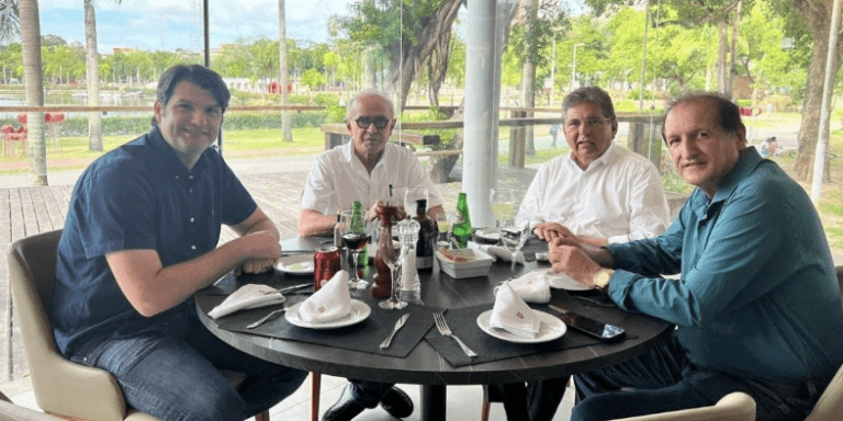 Encontro sela paz e Hervázio votará em Adriano para presidente da ALPB