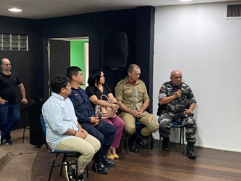 Reunião discute esquema de segurança para eventos carnavalescos em Campina Grande