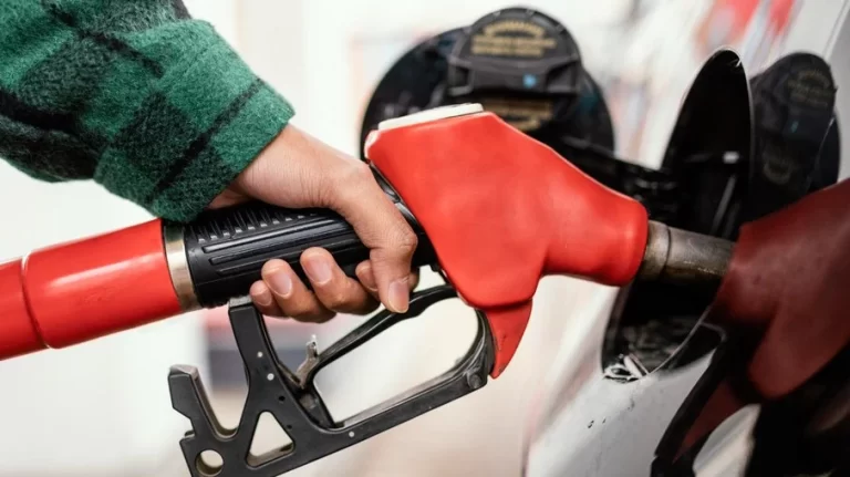 Petrobras anuncia redução de preços da gasolina A e do diesel A, a partir dessa quarta-feira (1º)