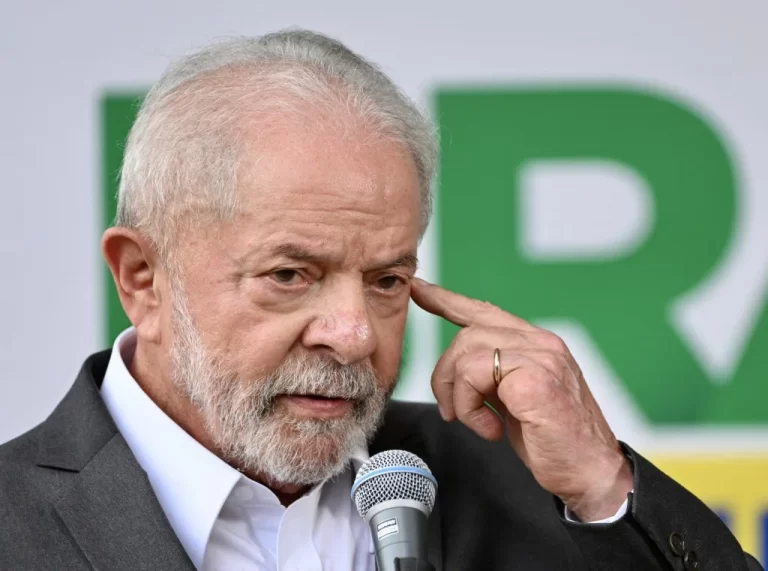 Lula decide dar Esporte para o Progressistas e Portos e Aeroportos para o Republicanos