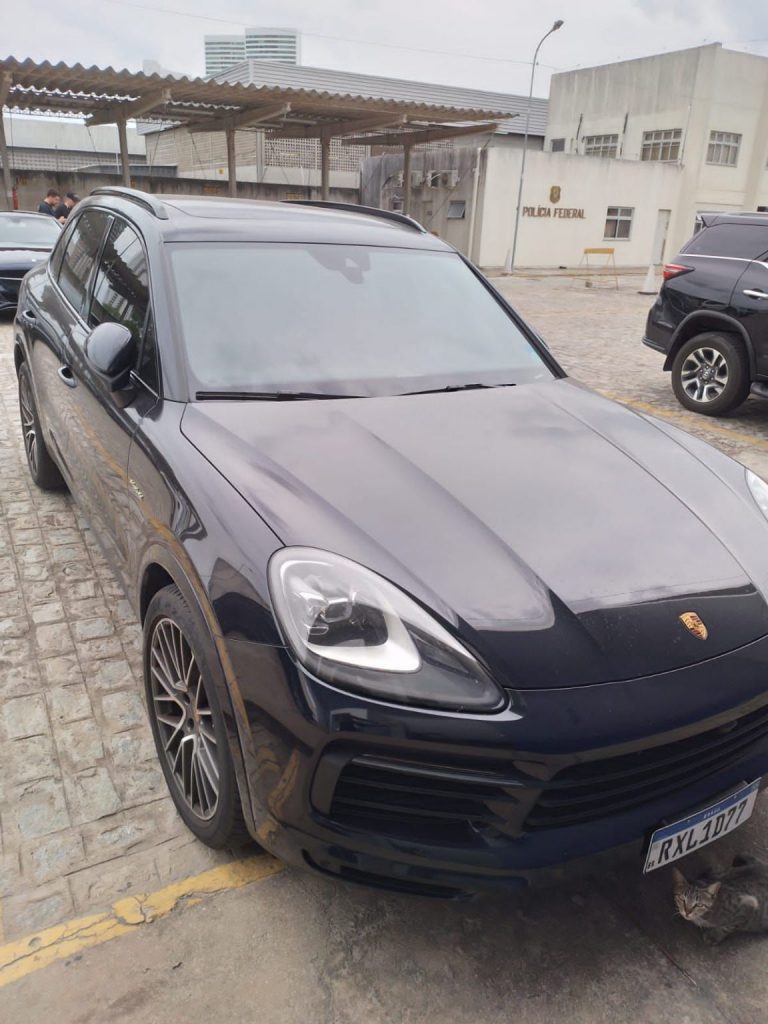 Polícia Federal apreende frota de carros de luxo de dono da Braiscompany