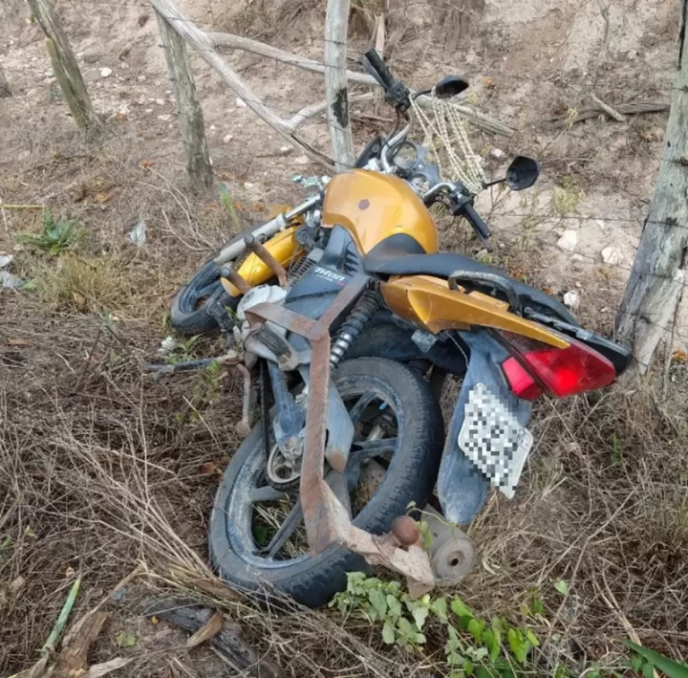 EM POCINHOS: Acidente envolvendo motocicleta deixa uma pessoa morta na PB-121