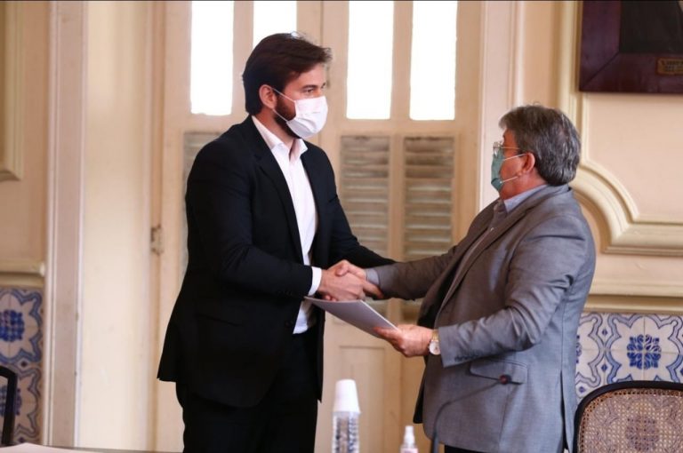 Bruno Cunha Lima quer parceria com João Azevêdo​ para criação de porto seco em CG