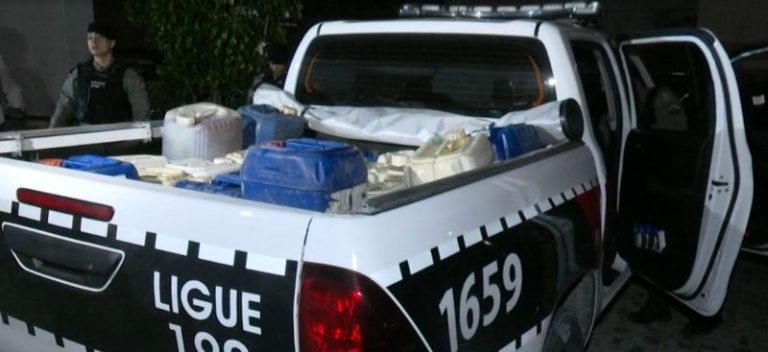 EM CABEDELO: Polícia prende homem e apreende mais de 600 litros de gasolina roubados