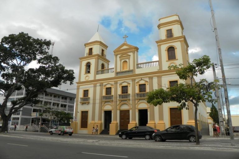 Diocese de Campina Grande divulga programação de missas da Semana Santa. Confira