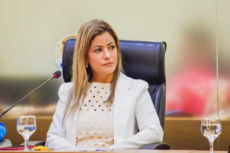 Deputada é ameaçada de morte dentro da Assembleia Legislativa da PB