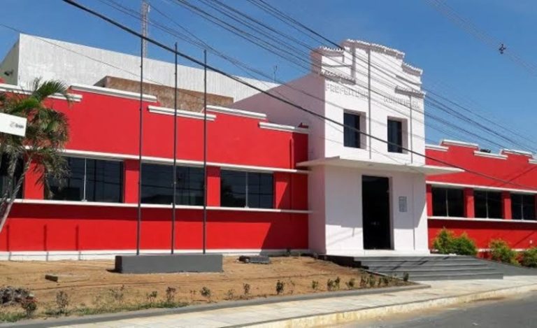 Prefeitura paraibana suspende aulas após série de ataques no RN