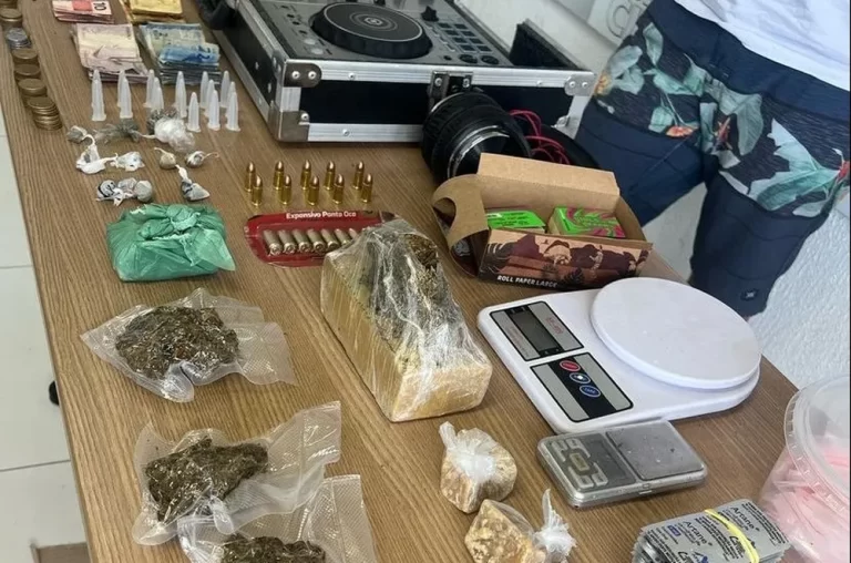 Homem é preso suspeito de tráfico e receptação, em João Pessoa
