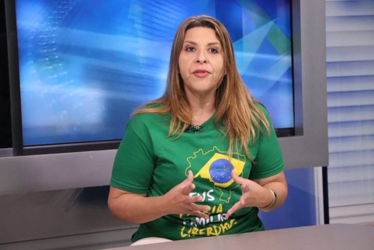 Vereadora quer proibir crianças em marcha da maconha e parada gay em JP