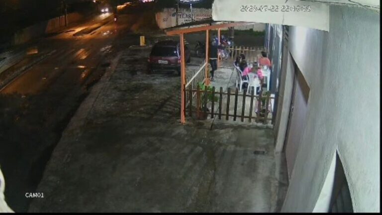 Lanchonete é alvo de criminosos no bairro do Tambor, em CG