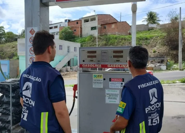 Procon-CG divulga lista com nomes de postos com menores preços de combustíveis