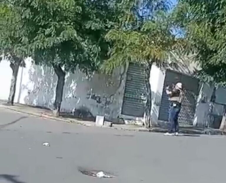 Integrante de facção criminosa troca tiros com a polícia e é preso em CG