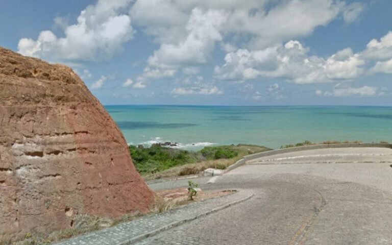 Homem é morto a tiros no dia do aniversário em ponto turístico da PB