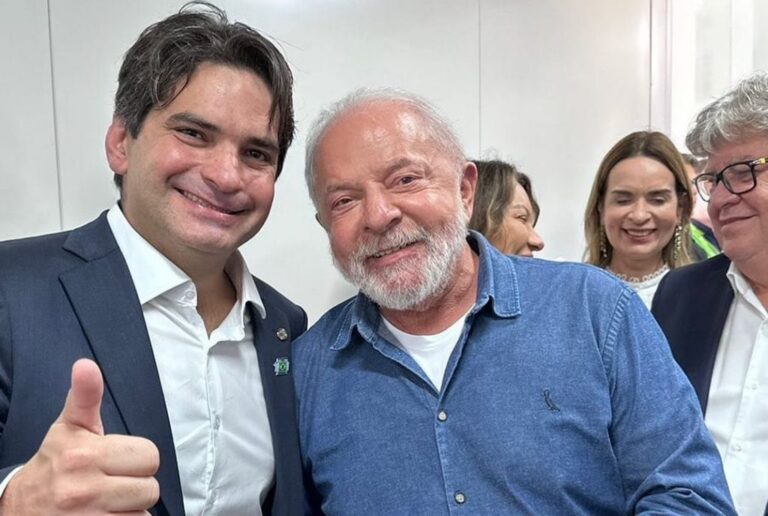 Mesmo com ministro do Republicanos no Governo Lula, partido deverá votar contra pautas de costume, prevê Murilo Galdino