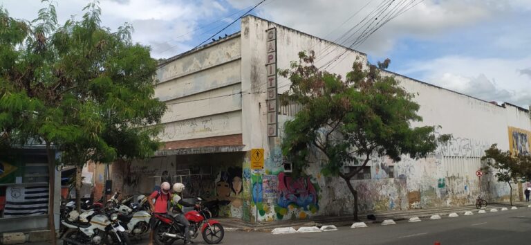 Prefeitura de CG abre licitação para restauração do Cine Capitólio