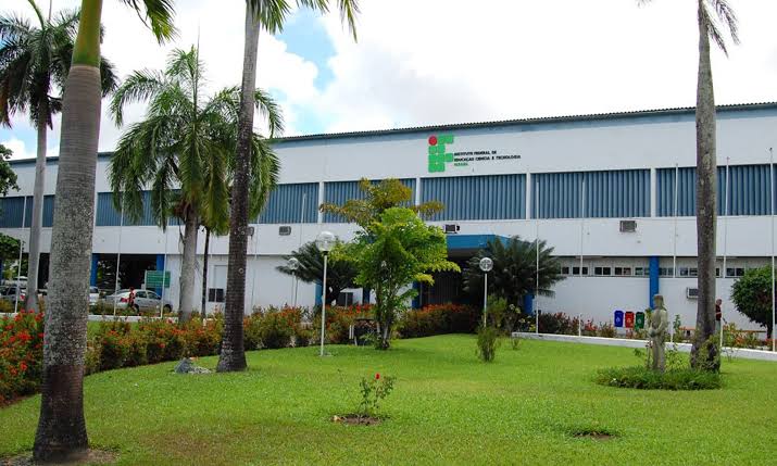 IFPB abre seleção para mais de 120 vagas de docentes